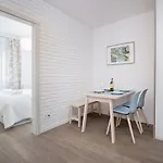 Center Strzelecka By Renters Apartment