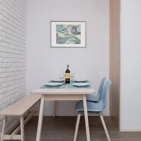 Center Strzelecka By Renters Познань