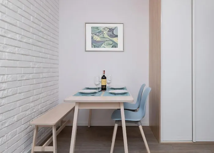 Center Strzelecka By Renters Познань